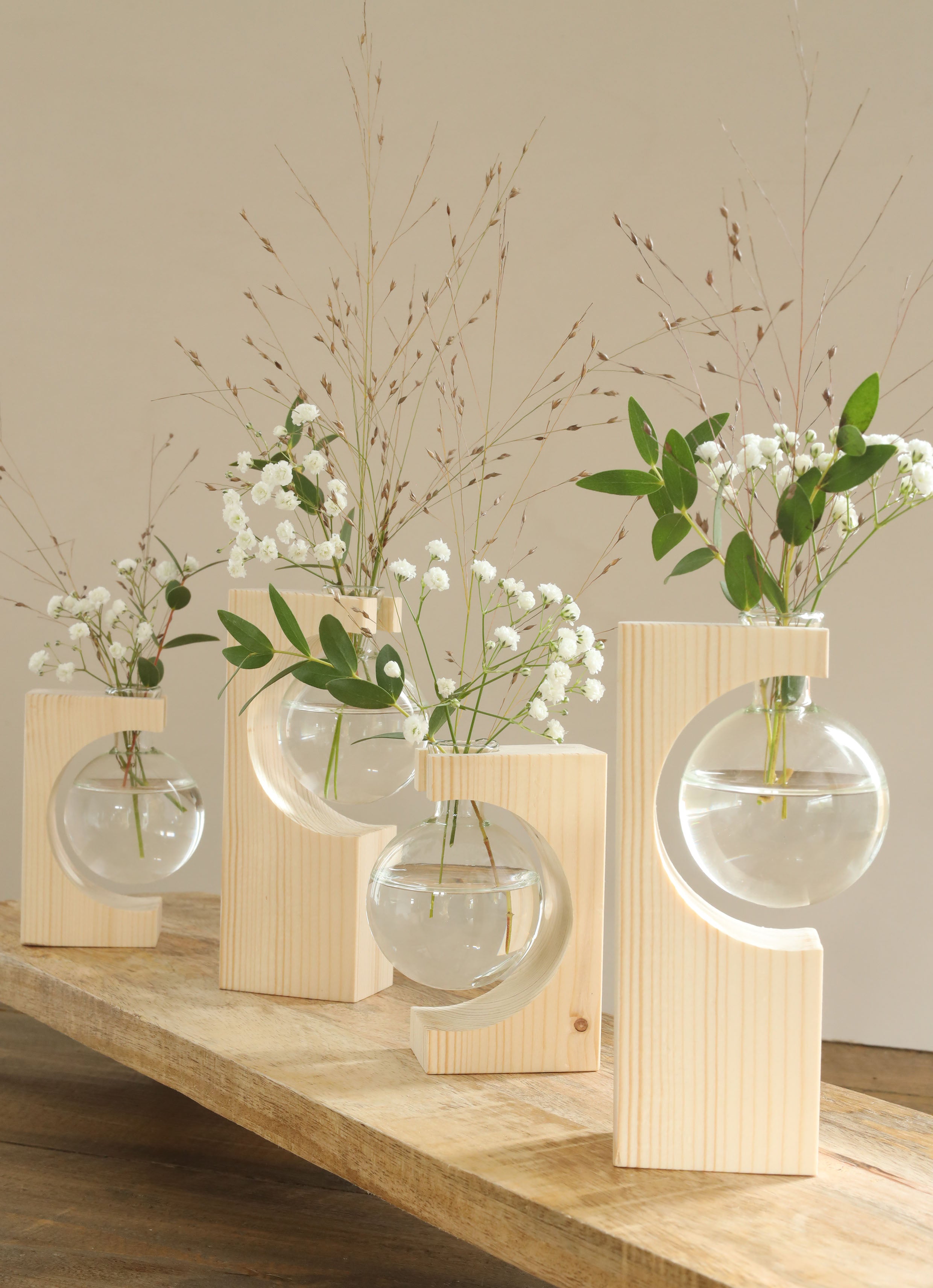 Vaso a sfera Dori l.5,5 x l.4 x h.14,5cm (6 pz) [IFS-28002]