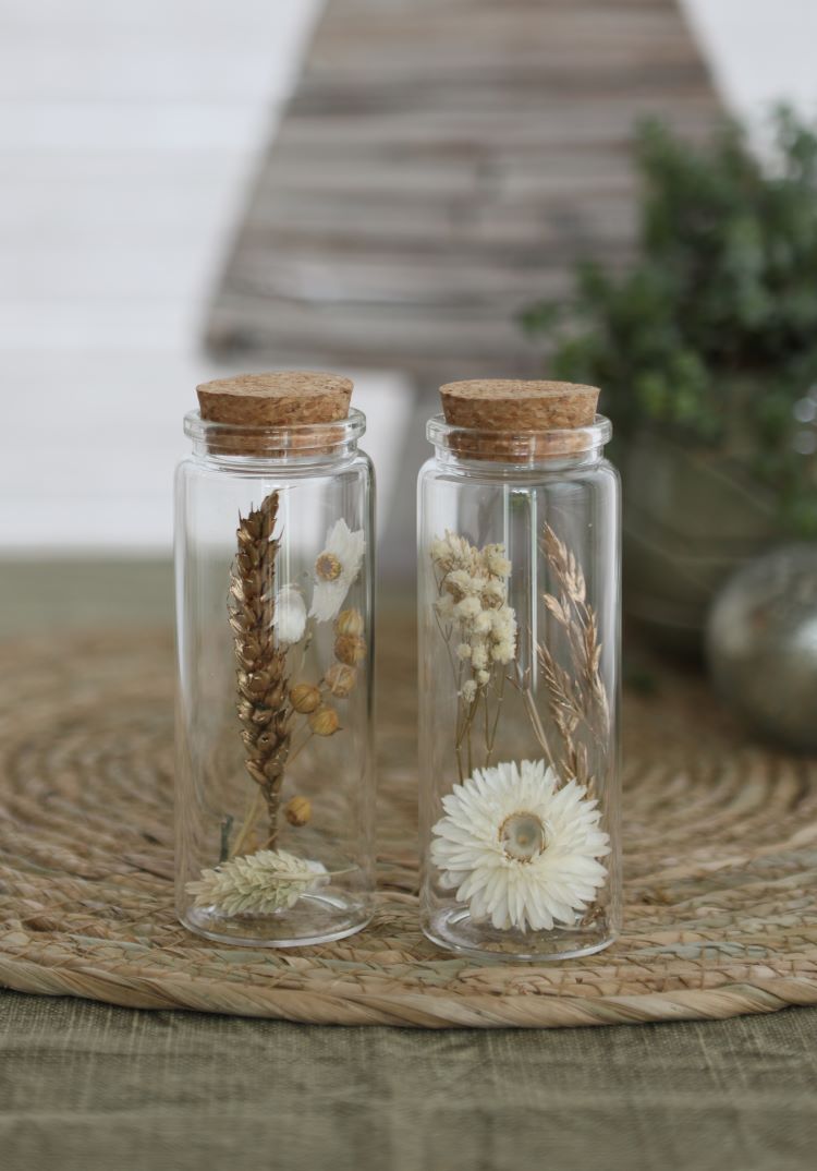 Glass tube with several dried flowers natural 12.5cm high (12 pcs.) [IFS-30346]