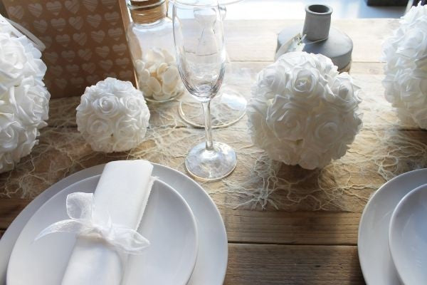 Boule de roses déco Ø 10cm mousse blanche (1 pièce) [IFS-31210]