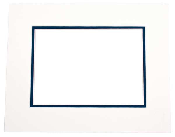Double Passe Partout Ivoire/Bleu Foncé. 20.3 x 27cm pour le découpage intérieur. 27.9 x 35.6cm (10 Pièces) [MD20079]