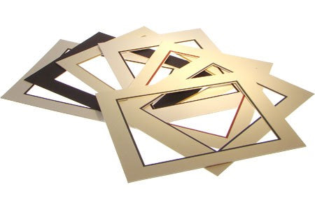 Double Passe Partout Blanc/Noir. 19x24cm pour le découpage intérieur. 27.9 x 35.6cm (10 Pièces) [MD20021]