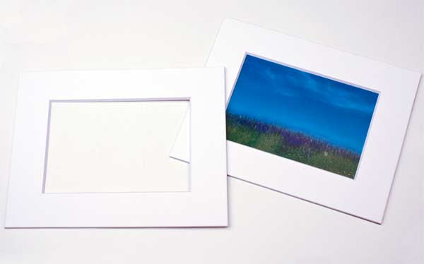 Double passe partout Blanc/Blanc 27 x 34cm pour le découpage intérieur. 40.6 x 50.8cm (10 Pièces) [MT20003]
