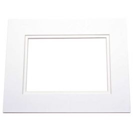 Double Passe Partout Blanc éclatant/Blanc éclatant 8.75 x 13.5cm pour le découpage intérieur. 12.7 x 17.8cm (25 Pièces) [MD30022]